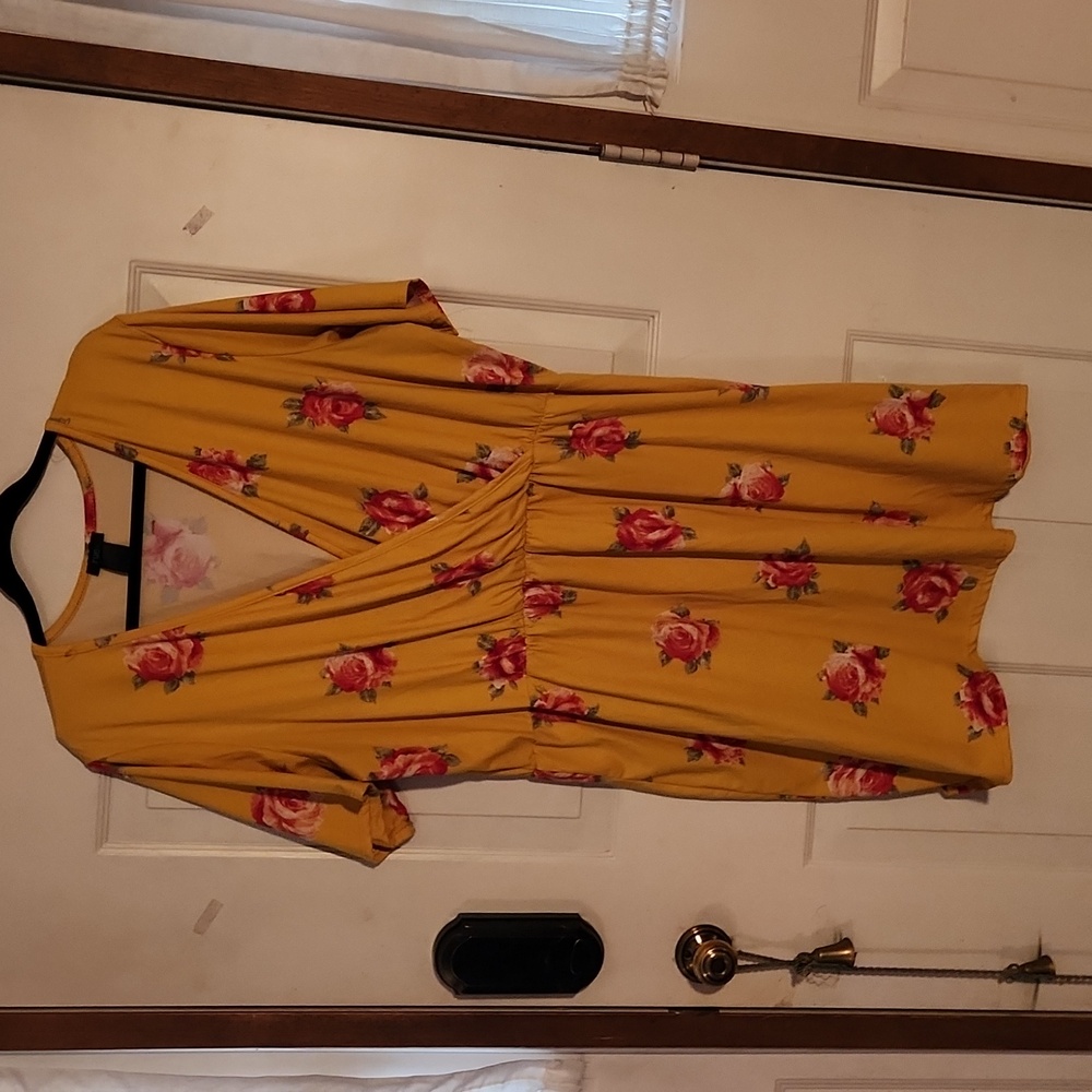 Floral dress - Picture 1 of 5
